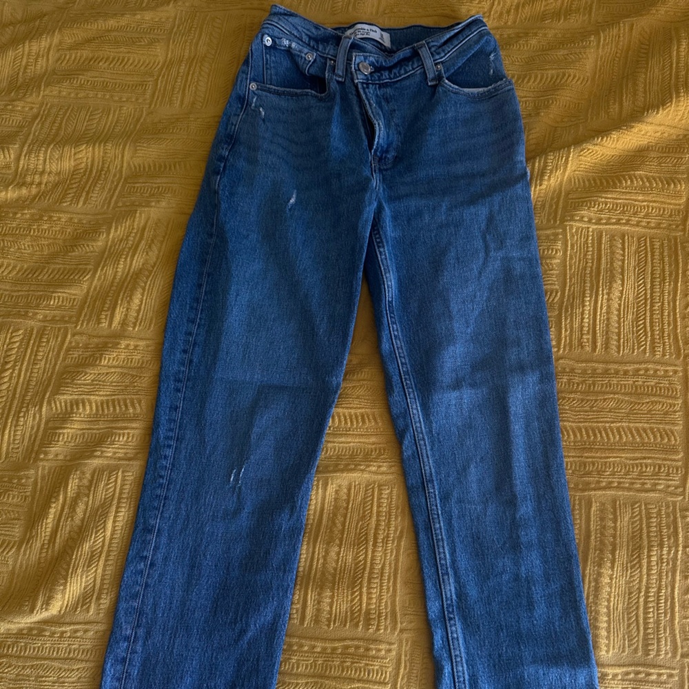 Abercrombie Curvy Love Jeans - 24